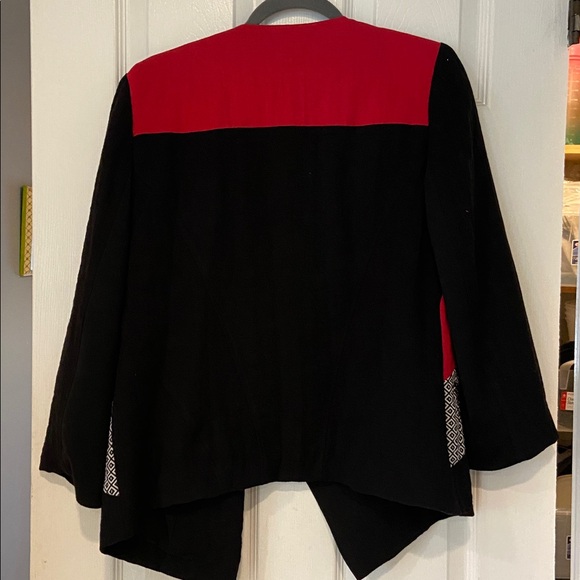 Chico's Elegant Black Blazer Size 1 - Picture 8 of 9